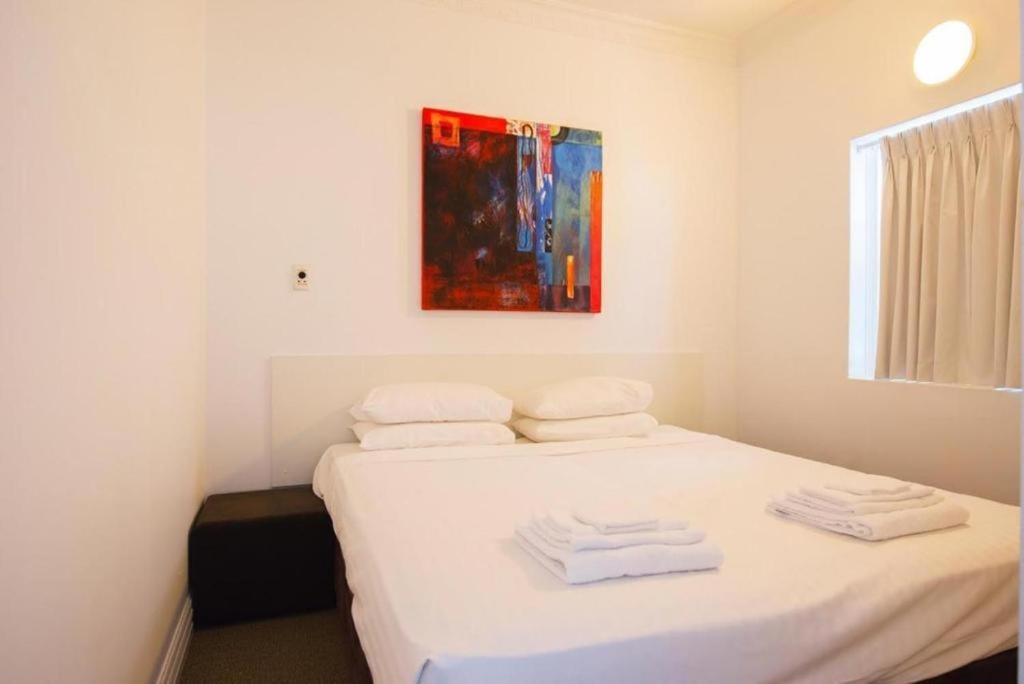 Wallaby Backpackers Hostel Perth - Note - Valid Passport Required To Check In - Екстер'єр фото