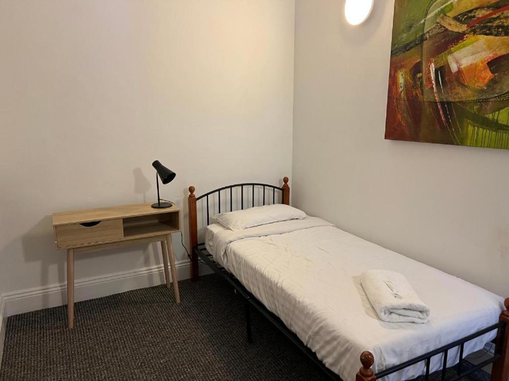 Wallaby Backpackers Hostel Perth - Note - Valid Passport Required To Check In - Екстер'єр фото