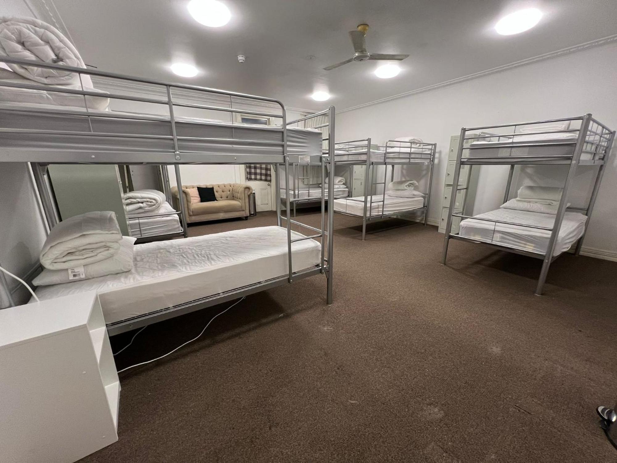 Wallaby Backpackers Hostel Perth - Note - Valid Passport Required To Check In - Екстер'єр фото